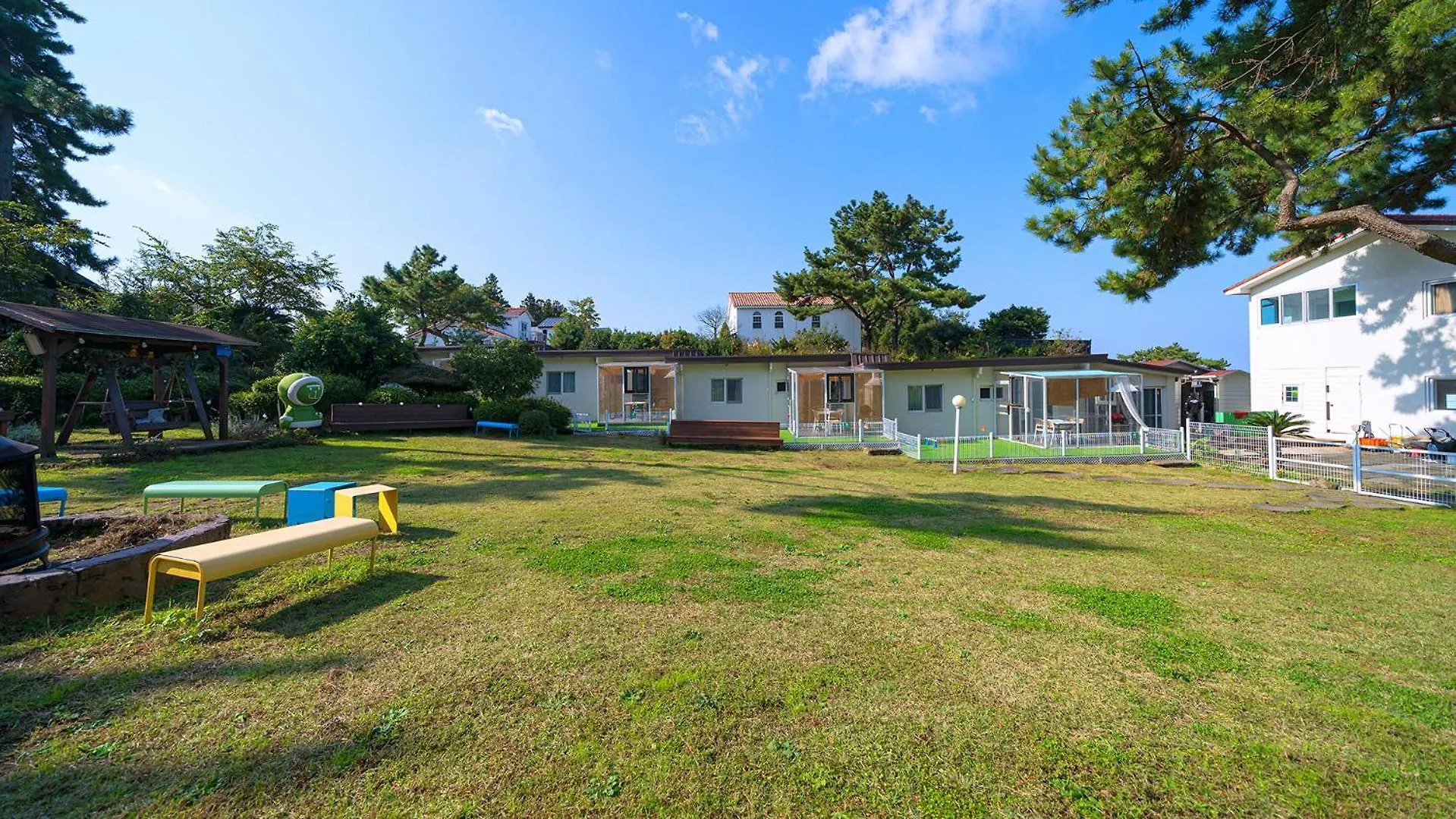 Aewol Meong'S Pension Resort Jeju